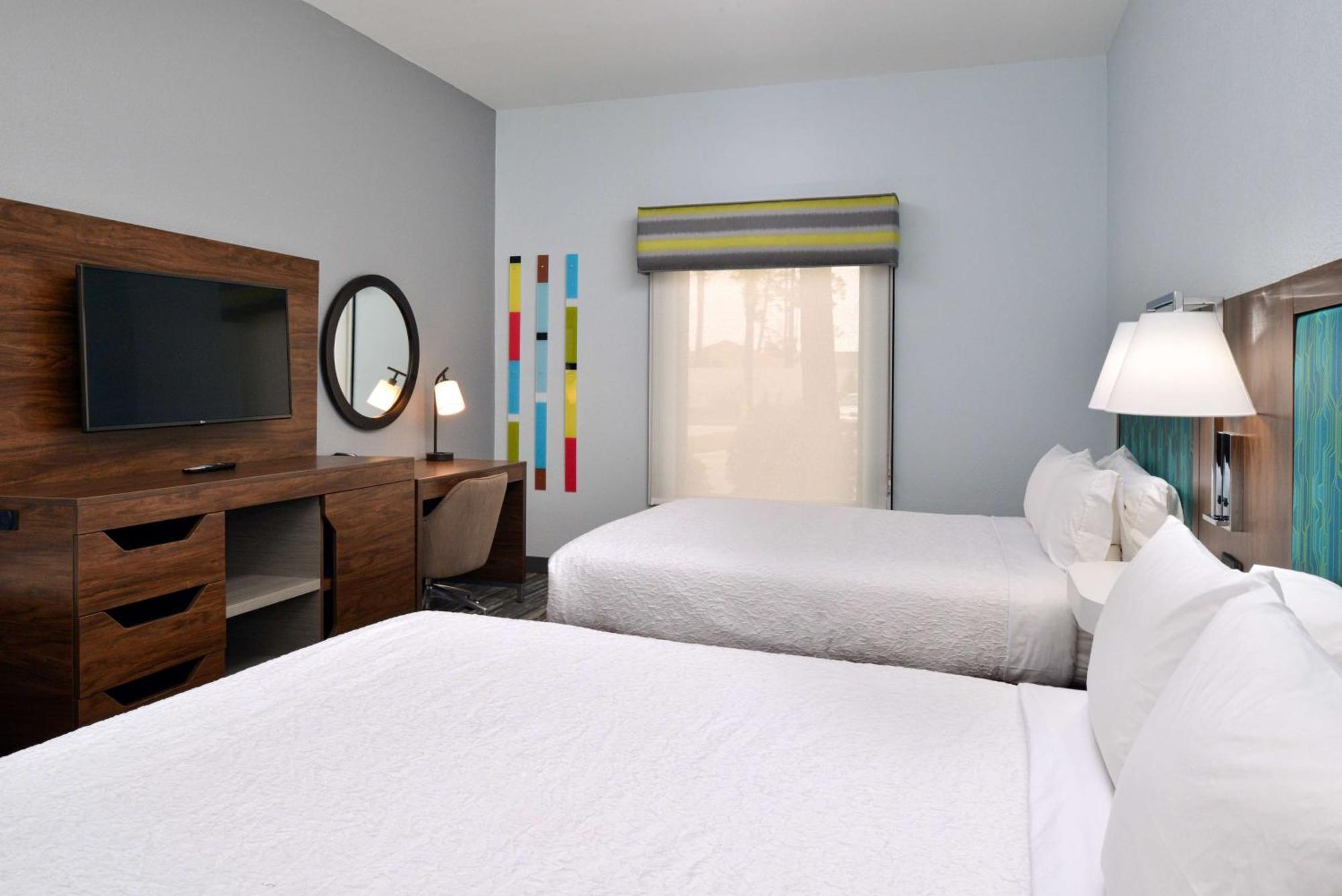 Hampton Inn By Hilton Panama City Beach Upper Grand Lagoon Exterior foto